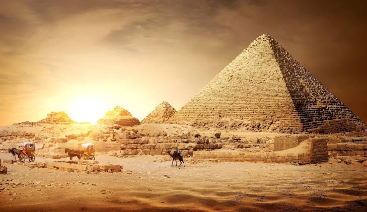The Iconic Pyramids & Royal Monuments